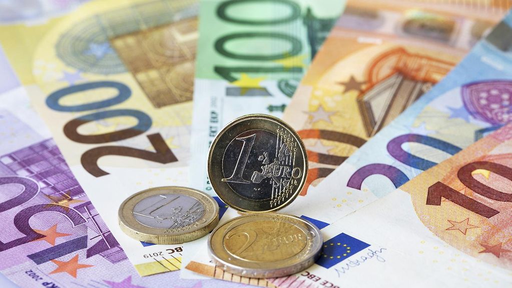 Curs valutar BNR, 10 mai 2023. Euro și dolarul, în creștere