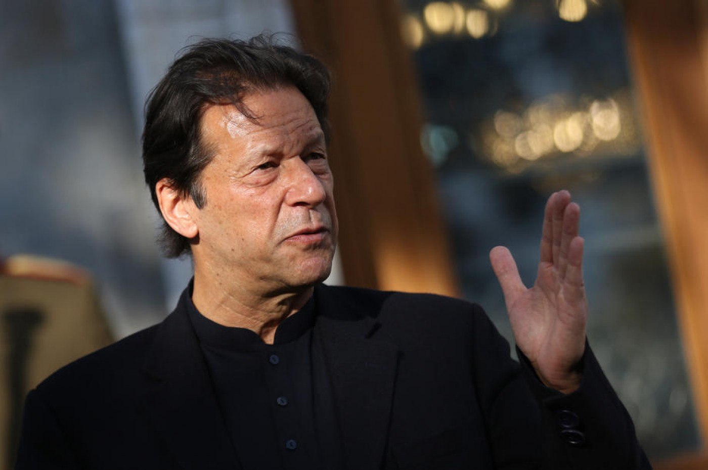 Fostul premier pakistanez Imran Khan, arestat la Islamabad