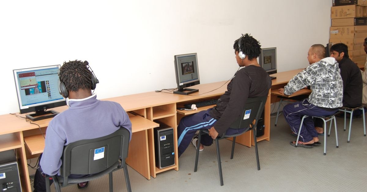 BBC: De ce a închis Pakistanul internetul?