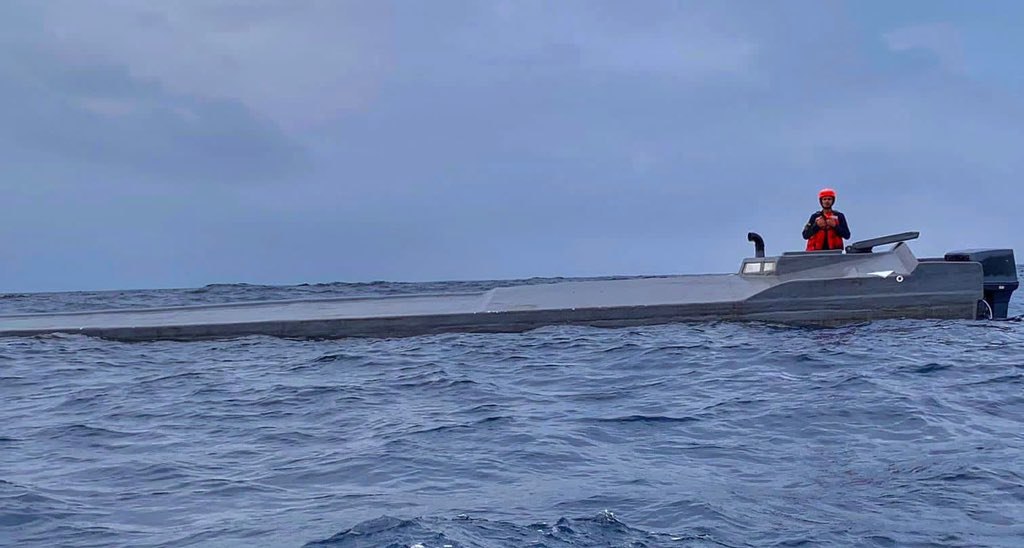 Cel mai mare „narco-submarin“ columbian, interceptat în Pacific. Câte tone de cocaină au fost găsite