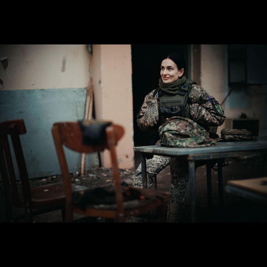 „Vrăjitoarea“ ucraineană explică de ce ține cu dinții de Bahmut: „Îi extenuăm moral și psihologic!“