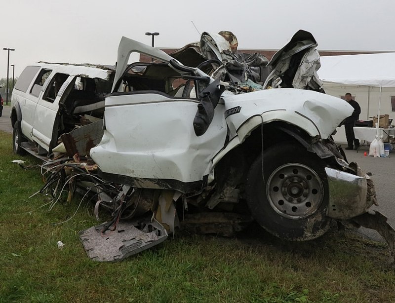 Mangerul unei firme de limuzine, condamnat în aplauzele martorilor. Este responsabil pentru un accident cu 20 de morți Mangerul unei firme de limuzine, condamnat în aplauzele martorilor. Este responsabil pentru un accident cu 20 de morți