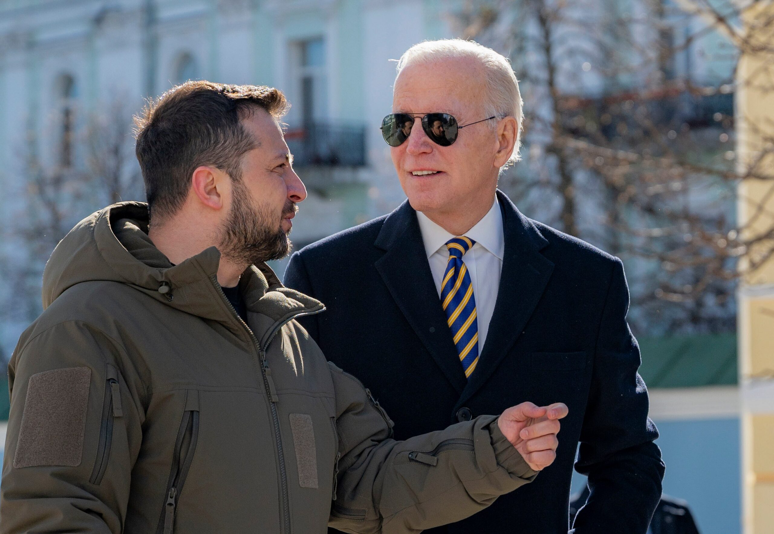 LIVE TEXT | Război în Ucraina. Explozii puternice la o bază cu soldați ruși la Mariupol. Biden şi Zelenski vor avea întrevederi la summitul G7 LIVE TEXT | Război în Ucraina. Explozii puternice la o bază cu soldați ruși la Mariupol. Biden şi Zelenski vor avea întrevederi la summitul G7