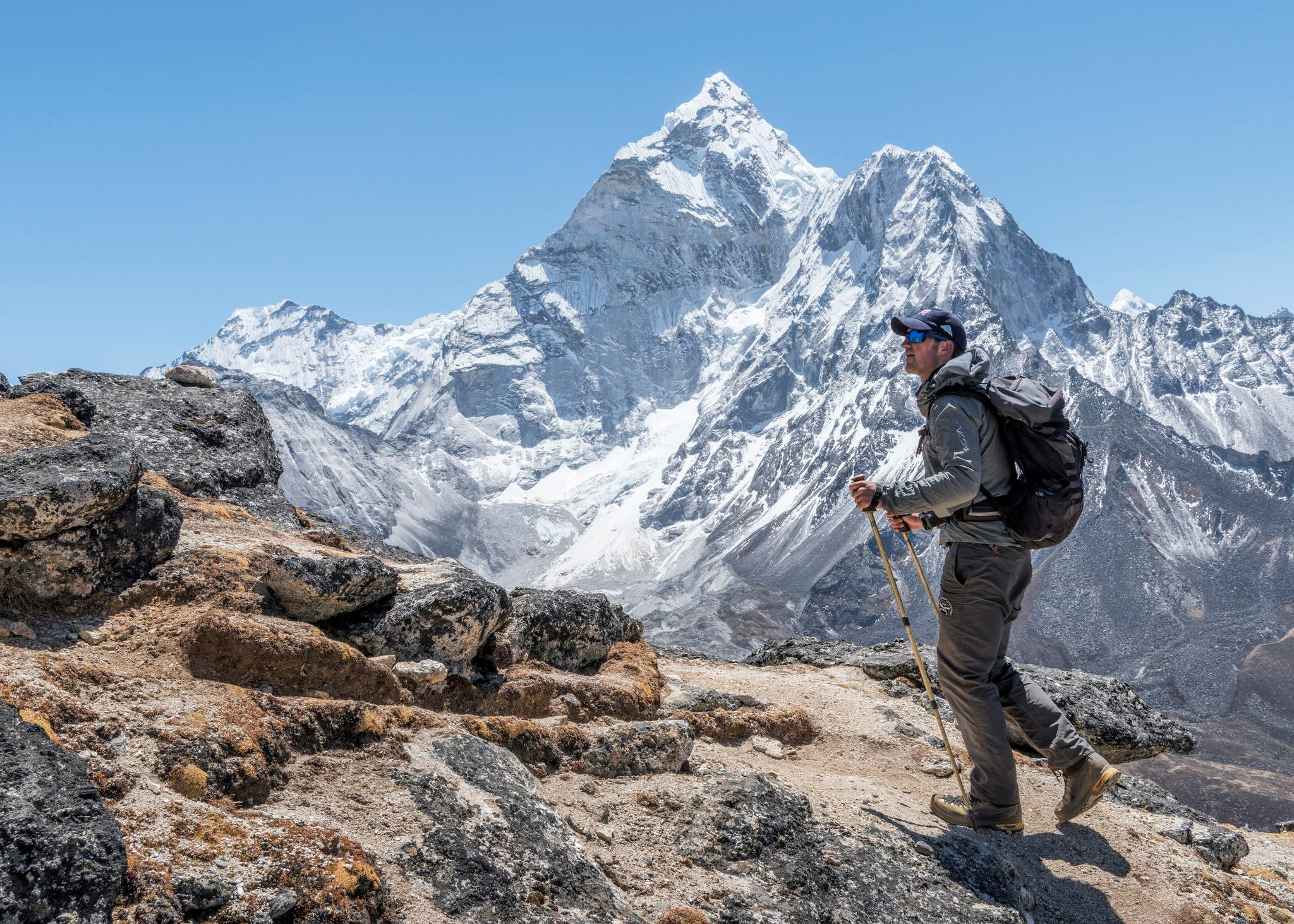 Alpinistul care a urcat de 17 ori pe Everest trage un semnal de alarmă. Ce modificări a observat în timp