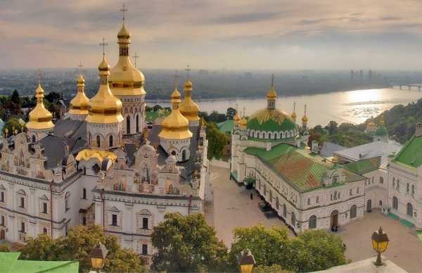 O instanță din Ucraina va începe pe 19 iunie să examineze cererea guvernatorului Lavrei de la Kiev împotriva lui Zelenski