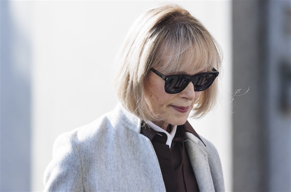 E. Jean Carroll cere daune de 10 milioane de dolari de la Trump pentru declarațiile de după verdictul de abuz sexual