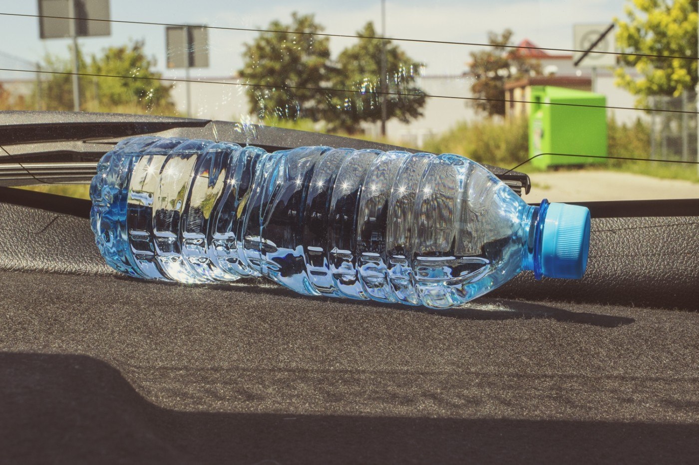 Avertisment Greenpeace: Plasticul reciclat poate fi mai toxic și nu este o soluție pentru reducerea poluării