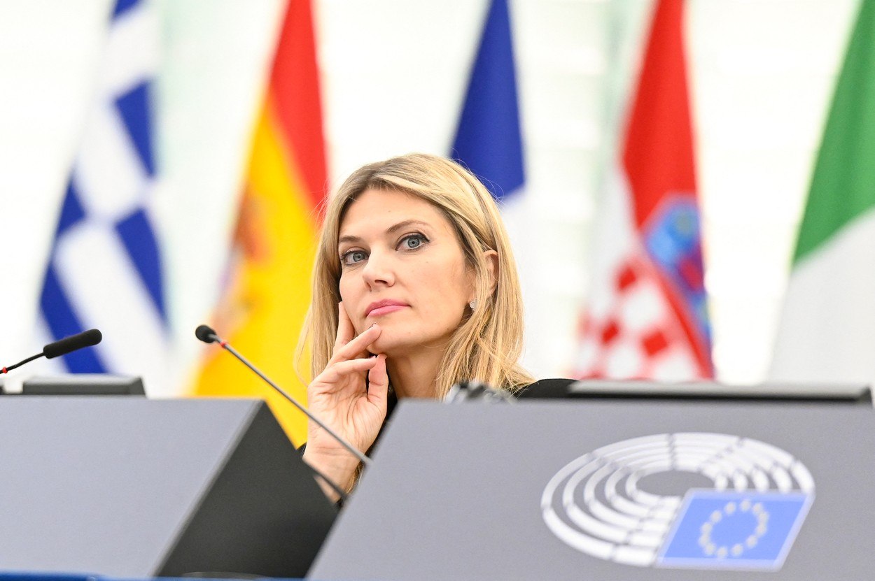 Eurodeputata greacă Eva Kaili revine în Parlamentul European, după scandalul Qatargate