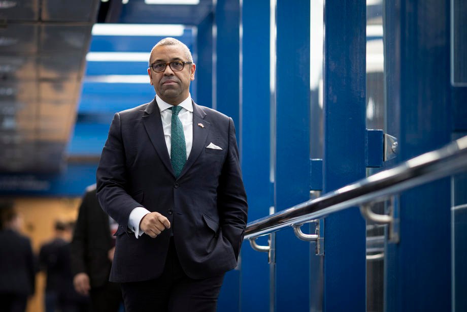 Noul ministru de interne al Marii Britanii nu vrea ca țara să se retragă din convenția drepturilor omului