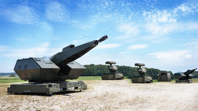 Germania instruieşte soldaţi slovaci pentru sistemele de apărare antiaeriană Mantis Germania instruieşte soldaţi slovaci pentru sistemele de apărare antiaeriană Mantis