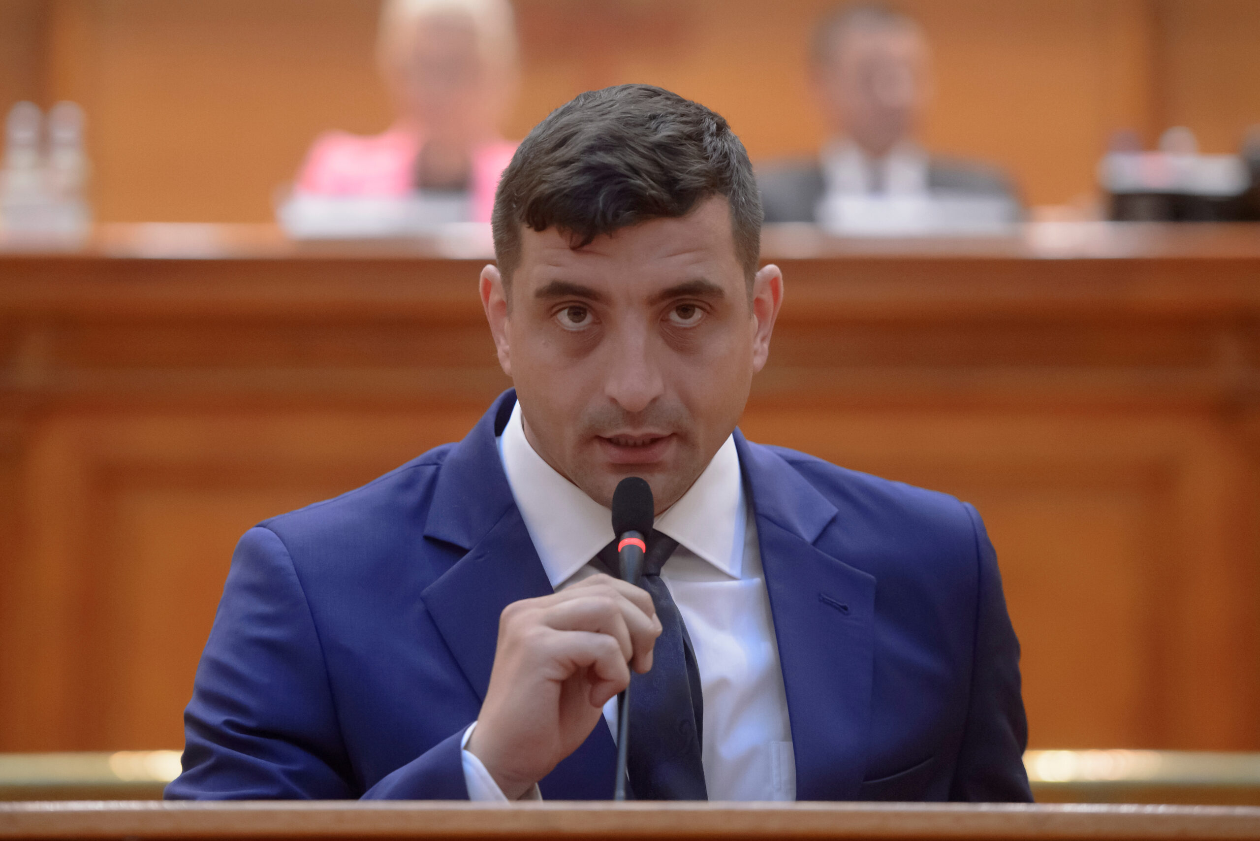 George Simion, un nou scandal în Parlament: ”Vrem să vorbim cu domnul Ciolacu”
