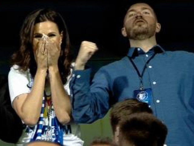 Galerie Foto | „Cea mai înfocată fană a Farului”, „explozie” de bucurie după golul care i-a făcut campioni pe elevii lui Hagi