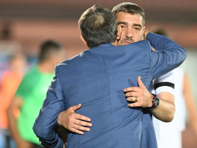 Antrenorul care s-a aflat pe lista FCSB-ului ar putea schimba campionatul la finalul sezonului: ”Sunt oferte”