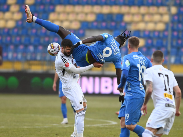 ”U” Cluj – Chindia, Live Video Online, 19:00, Digi Sport 1. Târgoviștenii au nevoie disperată de cele trei puncte