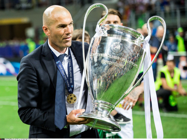 Zidane a refuzat un contract astronomic și rămâne liber de contract