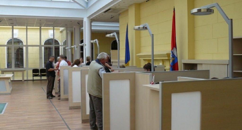 Salt spectaculos al CEC Bank, cea mai mare bancă românească! Clienții, acces 24 de ore din 24, fără a se prezenta la ghișeu