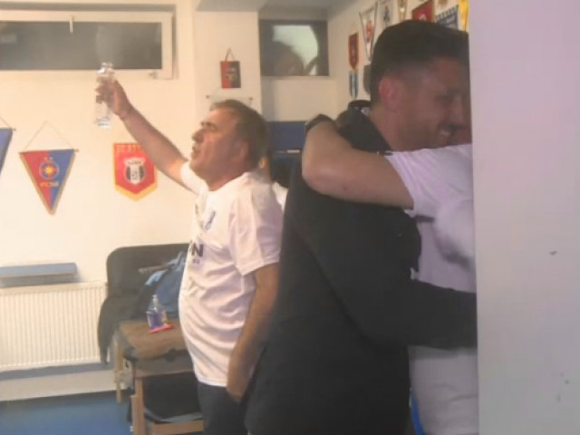 Gică Hagi, așa cum rar a fost văzut! Imaginile surprinse în vestiarul Farului, noua campioană a României