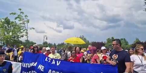 După negocierile cu ministrul Muncii, Marius Budăi, sindicaliștii din Educație anunță că greva continuă
