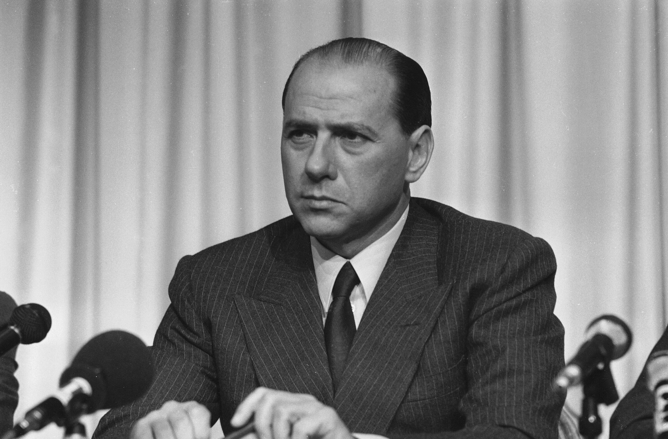Moartea lui Berlusconi: Funeralii de stat și zi de doliu național, miercuri, în Italia