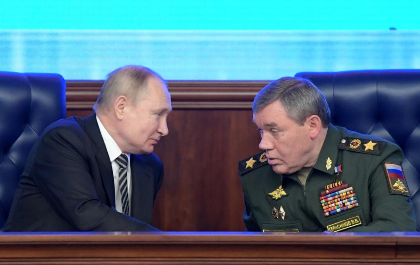 Putin se comportă de parcă ar suferi de tulburare bipolară, spune un oficial ucrainean