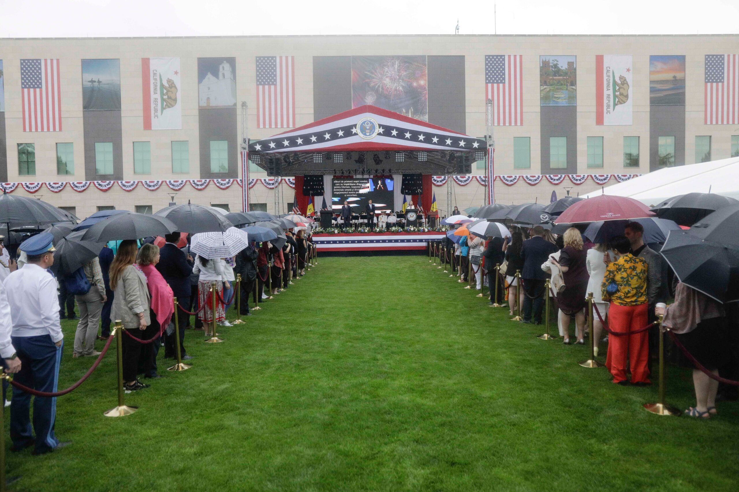 VIDEO Iohannis: Parteneriatul României cu Statele Unite va continua să ghideze, în mod consecvent, politica externă şi de securitate a României