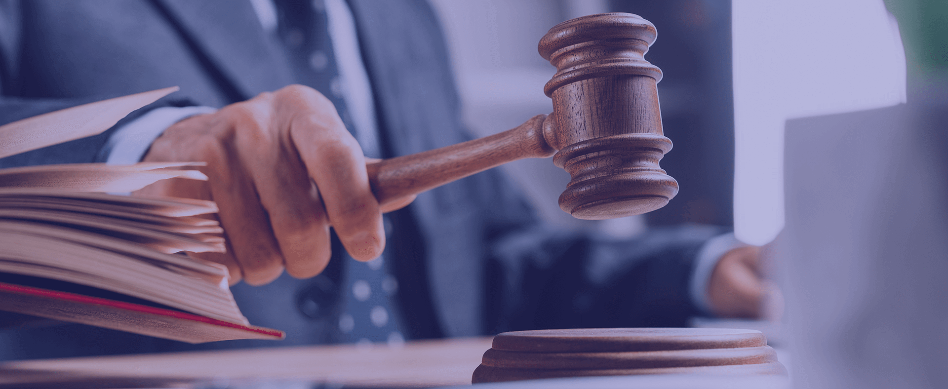 Mai mulți judecători și procurori din România intră în grevă