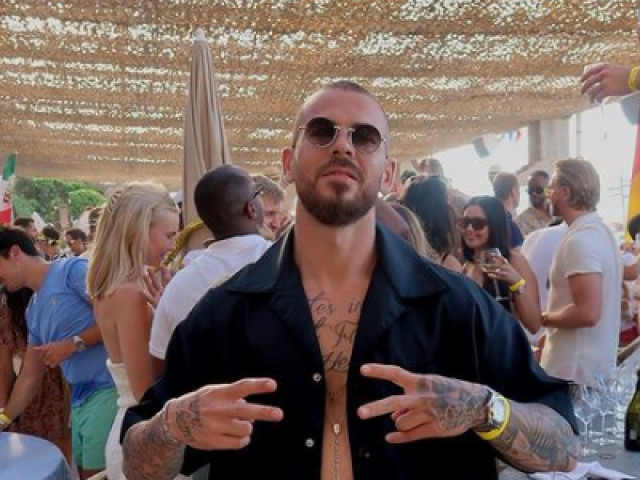 Denis Alibec s-a întâlnit în vacanță cu un câștigător de UEFA Champions League și toată lumea a observat același lucru