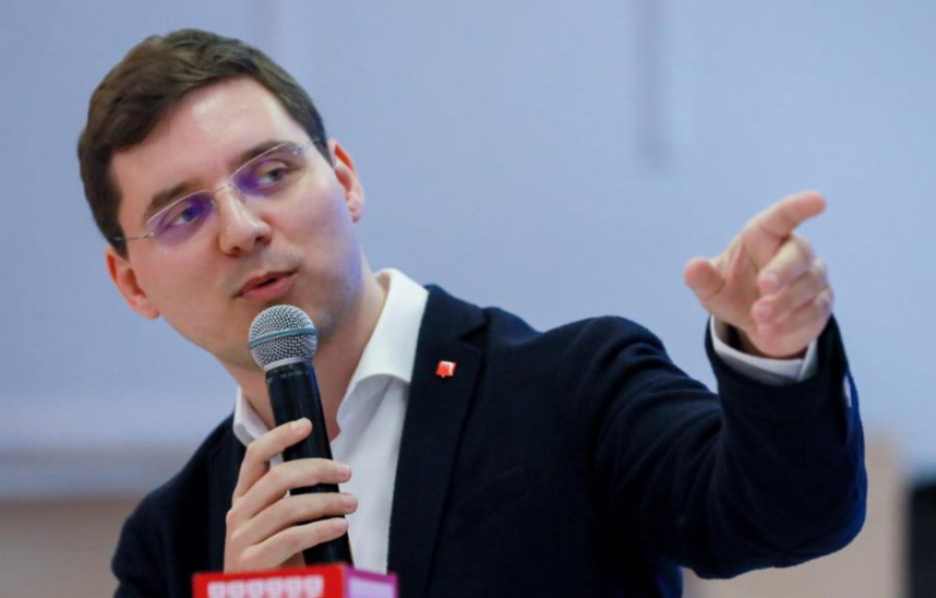 ”Sunt onorat de desemnarea în funcția de consilier onorific pentru politică externă al premierului Marcel Ciolacu”