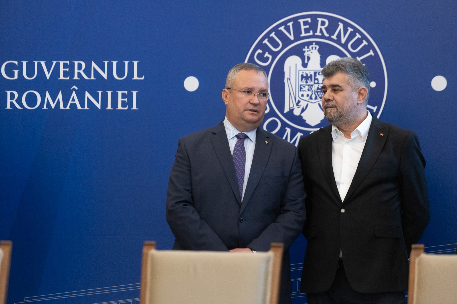 Ciucă și Ciolacu se angajează să rezolve fulgerător pensiile speciale. Care este termenul angajat de PNL și PSD 