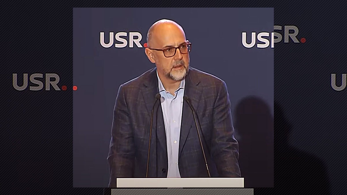 “Voi, cei de la USR cunoaşteţi sentimentul. Cum e când te trezeşti pe peron”