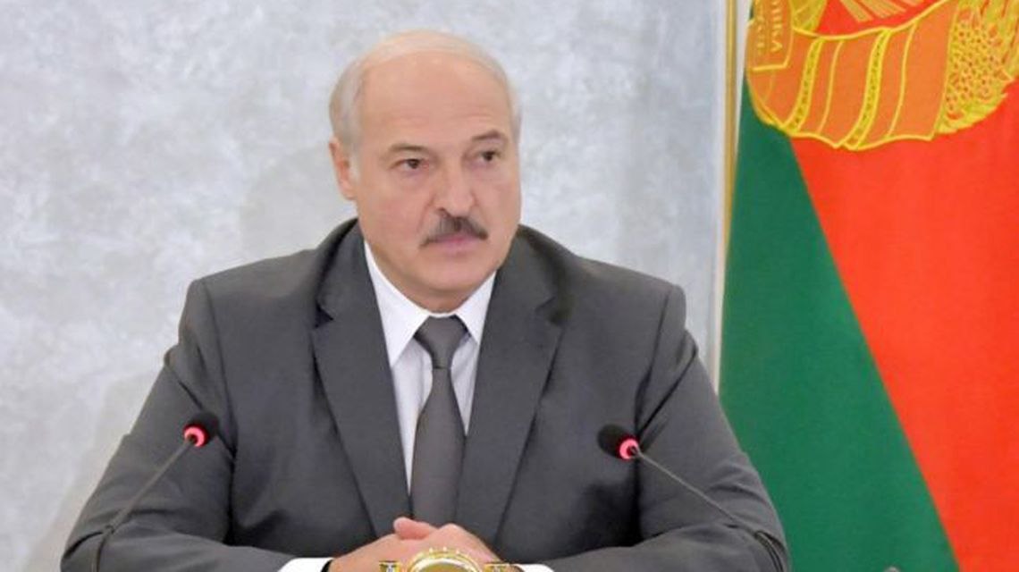 Lukașenko le cere mercenarilor Wagner să-i antreneze armata. „Occidentul îi urăște din toți rărunchii“ Lukașenko le cere mercenarilor Wagner să-i antreneze armata. „Occidentul îi urăște din toți rărunchii“