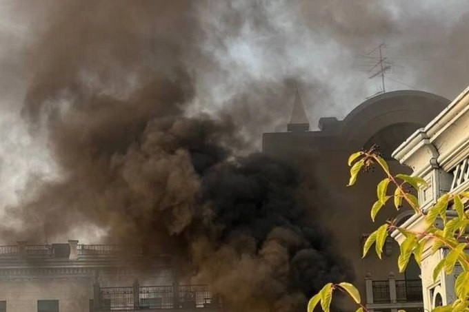 La Moscova, un incendiu a izbucnit într-o clădire care găzduiește restaurantele „Cafe Pușkin” și „Turandot”