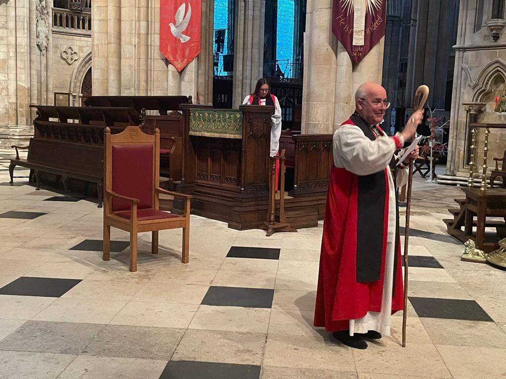 Primele cuvinte din „Tatăl nostru” sunt problematice din cauza tentei patriarhale, afirmă arhiepiscopul de York Primele cuvinte din „Tatăl nostru” sunt problematice din cauza tentei patriarhale, afirmă arhiepiscopul de York