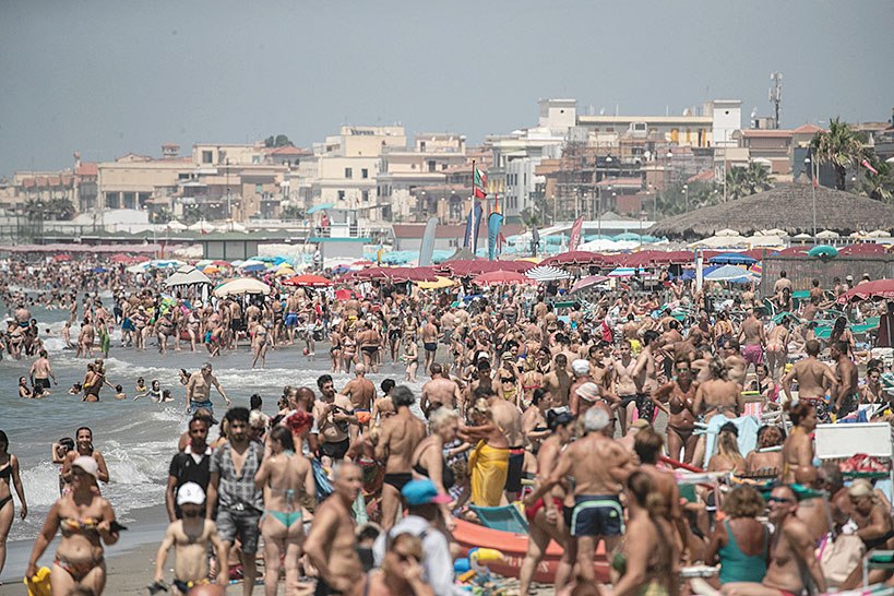 Anticiclonul Cerberus aduce căldură ucigașă în Europa. Bătrânul continent se topește, val de caniculă fără precedent în multe țări