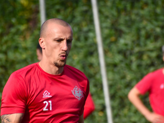 Vlad Chiricheș a ajuns la baza de pregătire a FCSB-ului