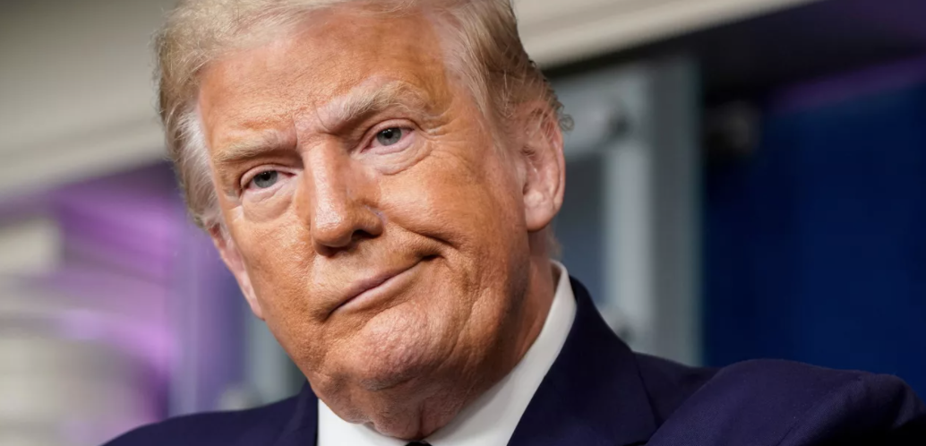 Donald Trump se predă joi seara, pentru a patra arestare. “Sunt niște animale sălbatice” Donald Trump se predă joi seara, pentru a patra arestare. “Sunt niște animale sălbatice”