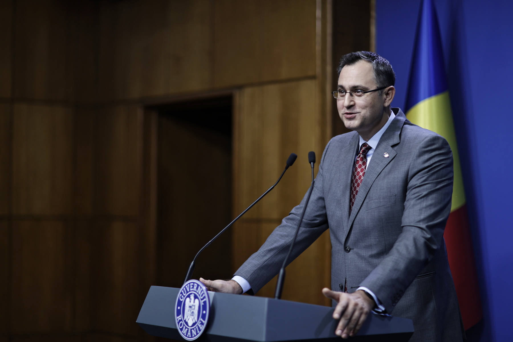 Guvernul are în plan prelungirea cu 3 luni a duratei de aplicare a tarifelor practicate pentru asigurările RCA