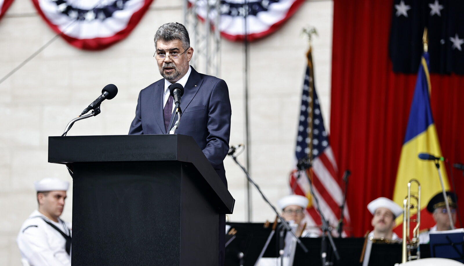 COMEMORAREA ATACURILOR DE LA 11 SEPTEMBRIE. Premierul Ciolacu: Nicio miză nu e mai importantă decât viețile oamenilor