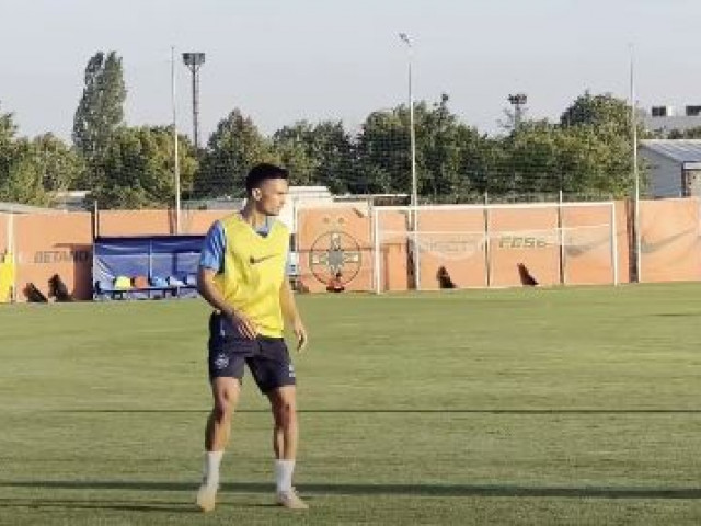 Primele imagini cu Cristi Ganea la antrenamentele FCSB-ului