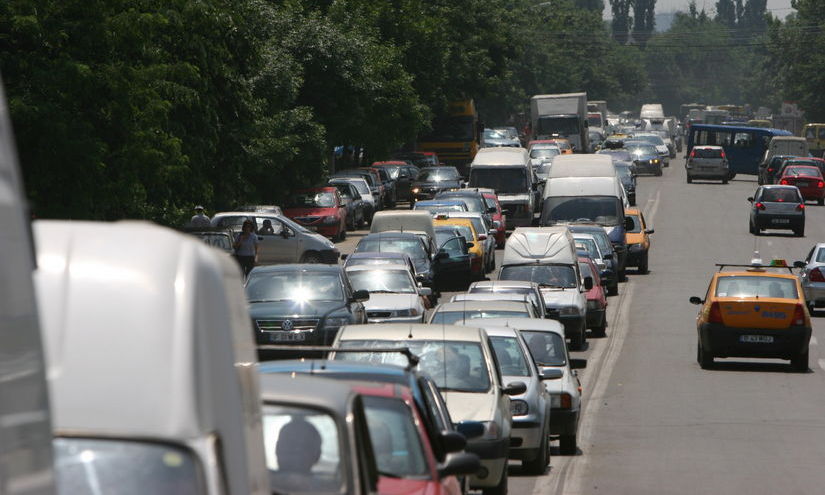 Surpriza pregătită pe piața asigurărilor RCA: Șoferii ar putea suspenda, la cerere, polița RCA