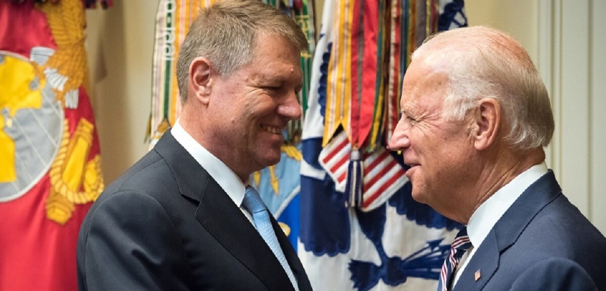 Klaus Iohannis, mesaj de CONDOLEANȚE pentru Joe Biden, după atacul armat din SUA, în urma căruia au fost ucise 22 de persoane