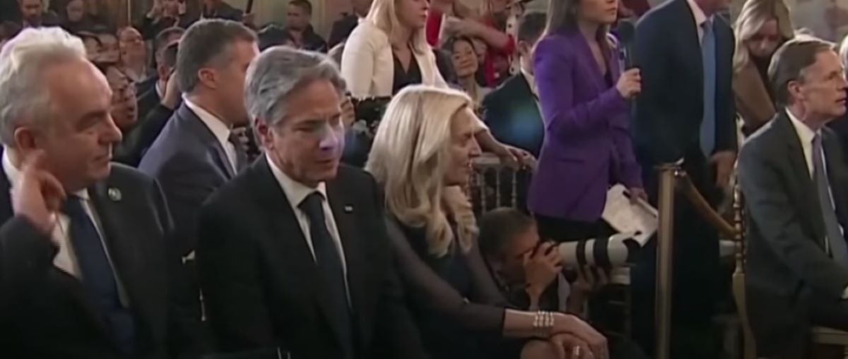 Reacția virală a lui Blinken atunci când Joe Biden l-a numit pe Xi Jinping „dictator” VIDEO