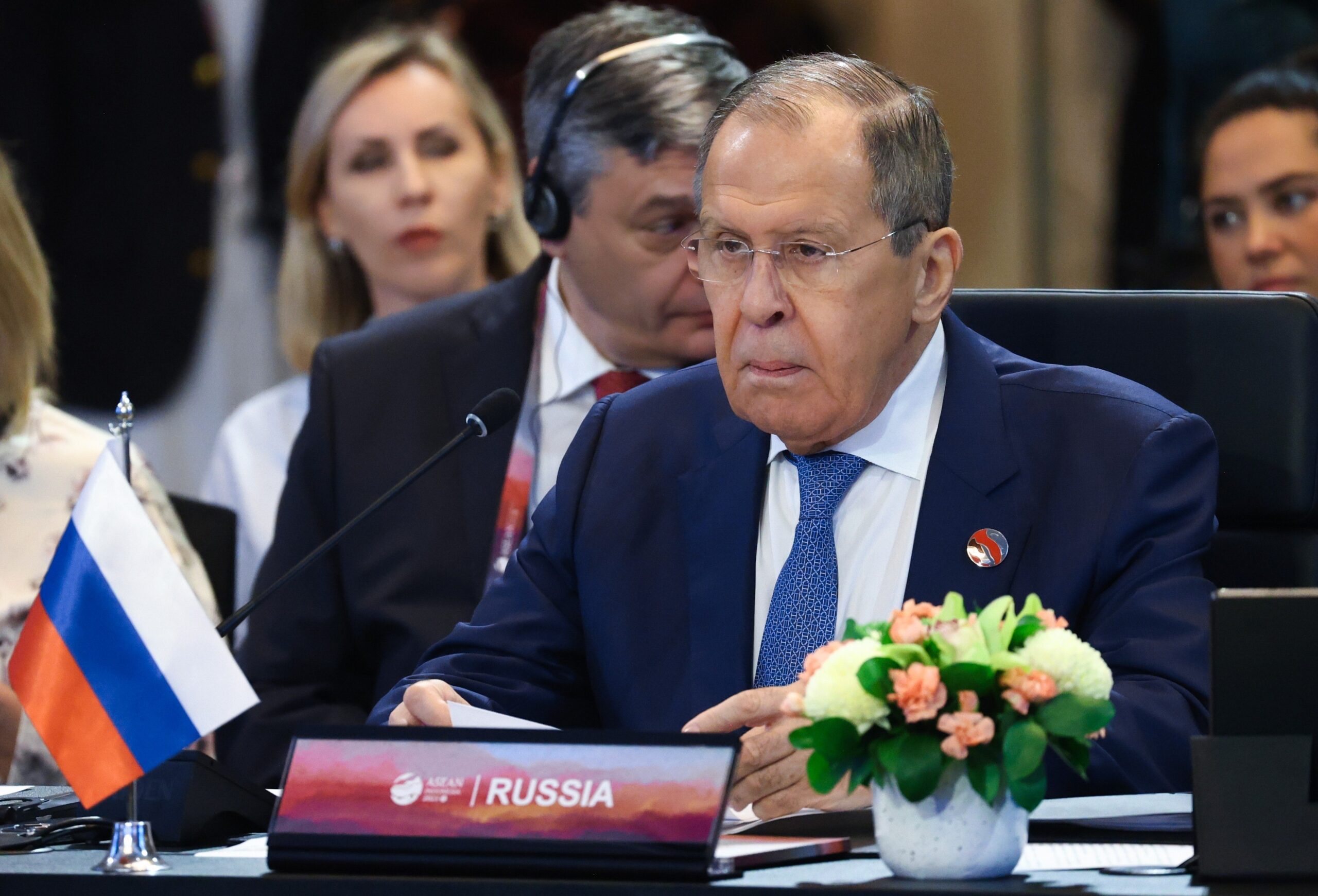 Lavrov acuză Occidentul că va folosi Rep. Moldova în „războiul hibrid” cu Rusia. Reacția Chișinăului