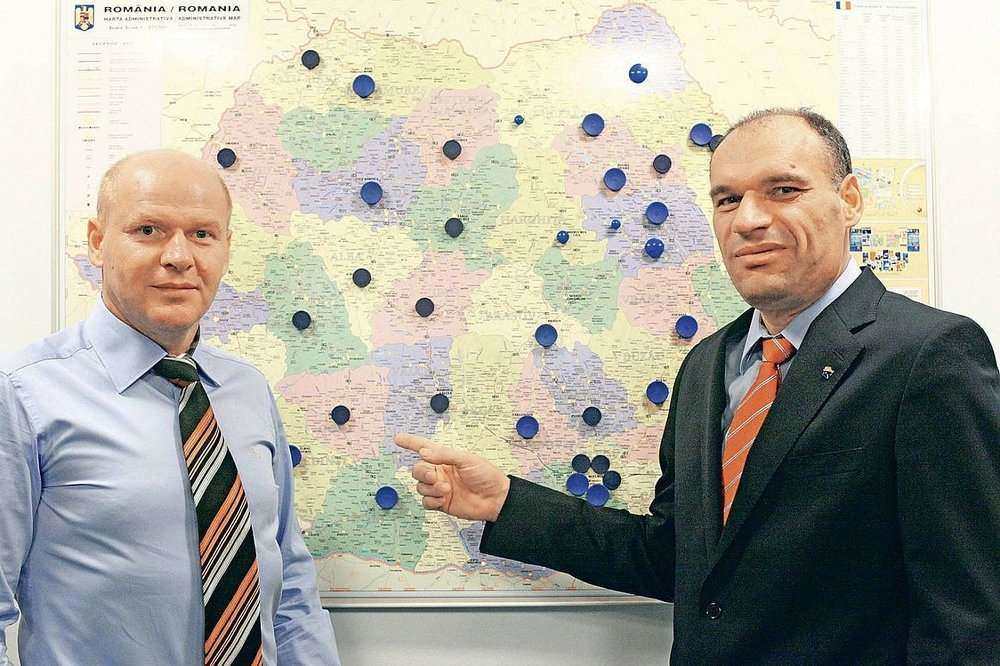 Profit de milioane de euro pentru compania controlată de frații Pavăl! Proprietarii Dedeman cuceresc și piața de cărămidă Profit de milioane de euro pentru compania controlată de frații Pavăl! Proprietarii Dedeman cuceresc și piața de cărămidă