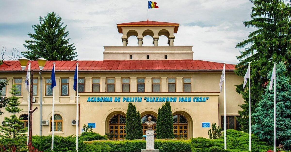 Ce a descoperit Corpul de Control al ministrului Predoiu, după toxiinfecția în masă de la Academia de Poliție?/ 7 persoane, cercetate disciplinar Ce a descoperit Corpul de Control al ministrului Predoiu, după toxiinfecția în masă de la Academia de Poliție?/ 7 persoane, cercetate disciplinar