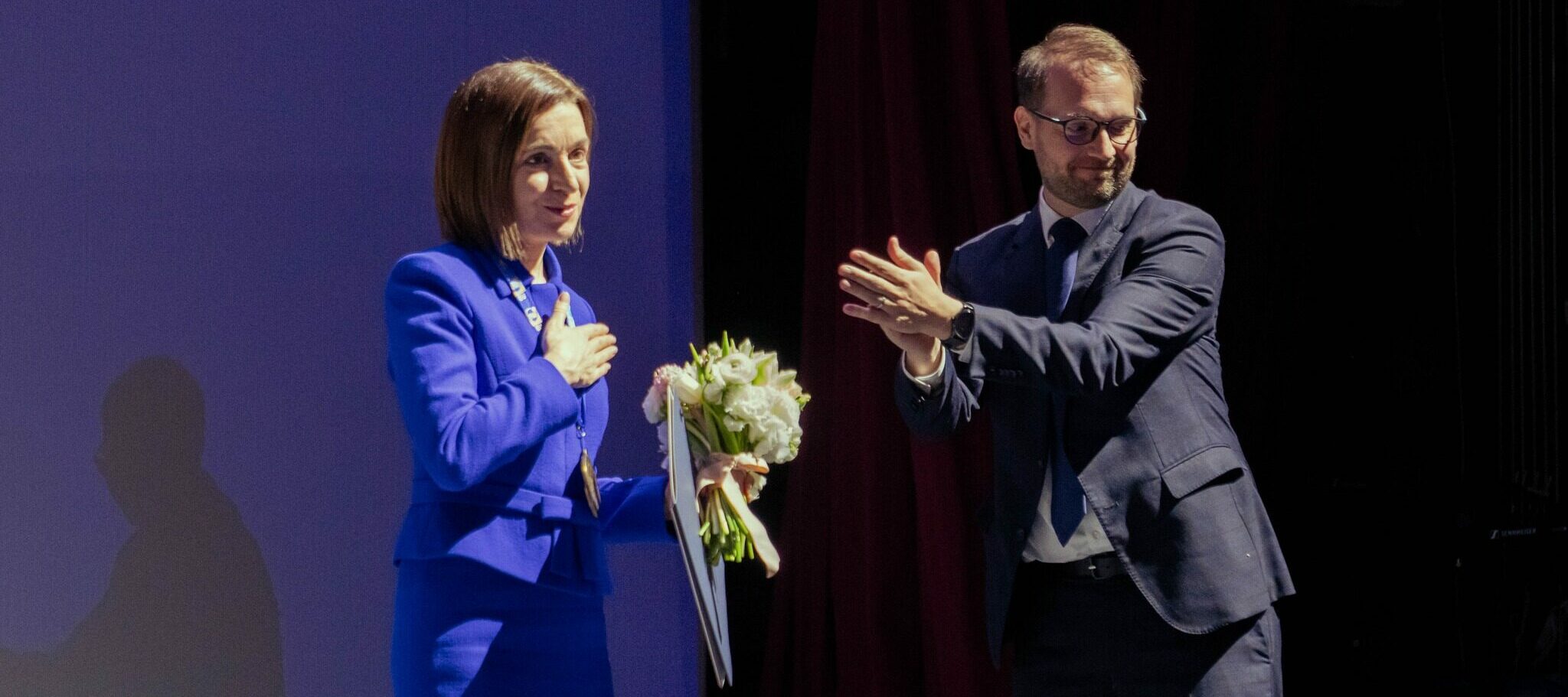 Culisele cazului „MITĂ pentru Maia SANDU” / Președinția cere lămuriri de la Anticorupție / Suma de 30.000 euro NU a fost adoptată de Consiliul Local
