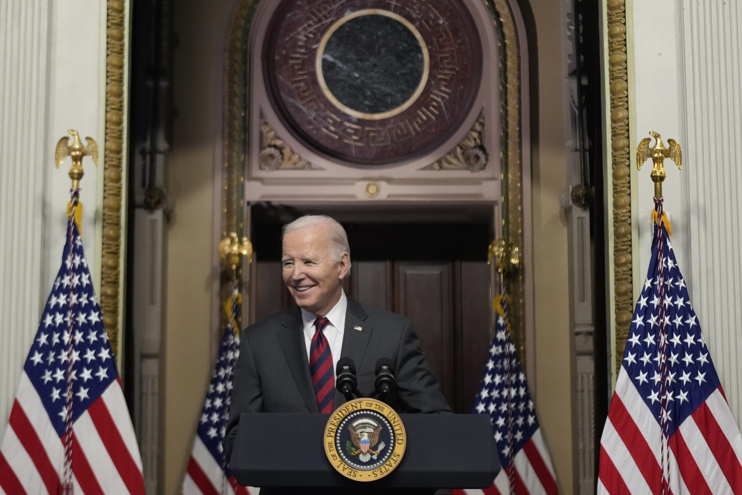 FAKE Joe Biden îndeamnă democrații să nu voteze la alegerile primare din New Hampshire / „Votul tău face diferența în noiembrie, nu marți”
