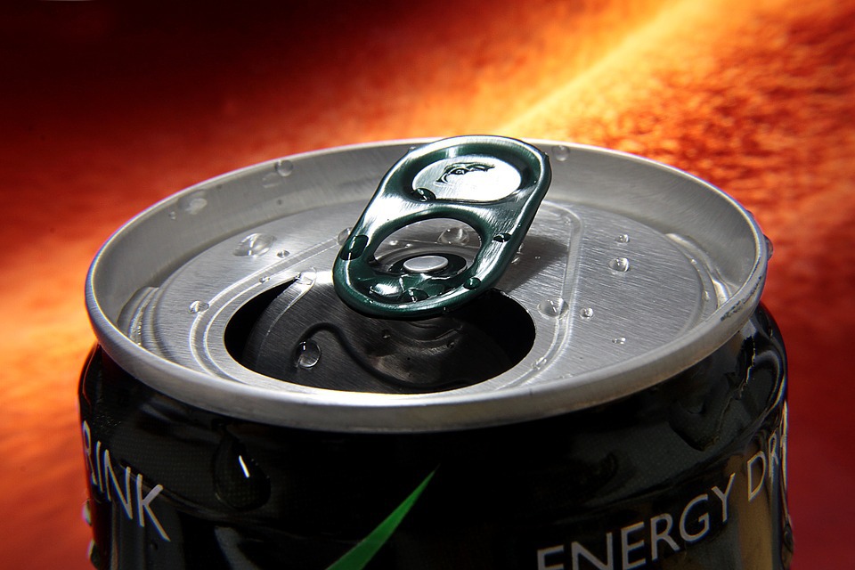 Un bărbat a băut câte doi litri de ENERGIZANTE pe zi, timp de 20 de ani Un bărbat a băut câte doi litri de ENERGIZANTE pe zi, timp de 20 de ani