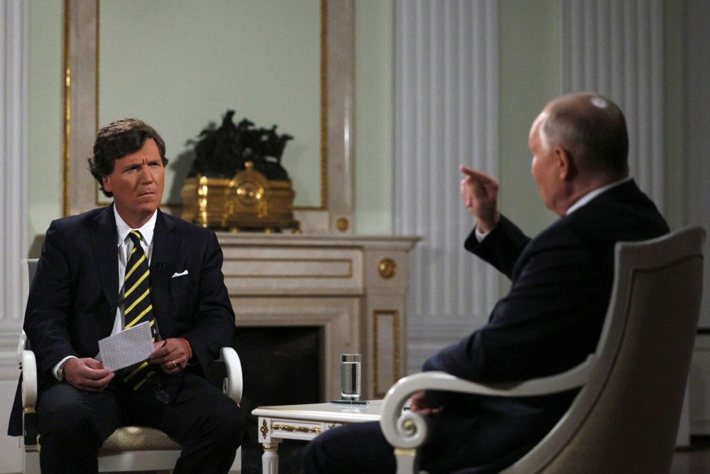 După interviul cu Putin, Tucker Carlson se îndreaptă către apropiații președintelui rus. Cine va fi următorul invitat al jurnalistului