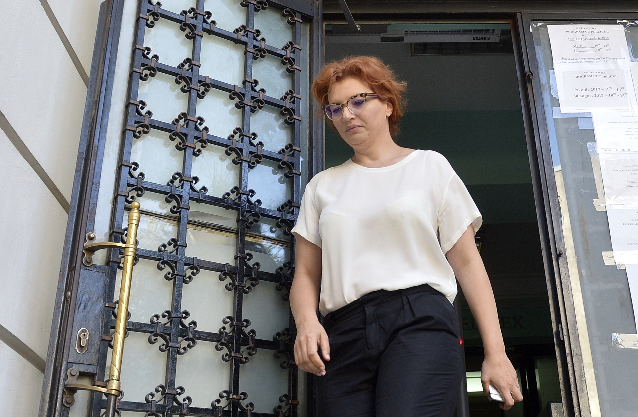 Probleme în familia Băsescu / Fiica cea mare a președintelui suferă de o boală gravă (surse)